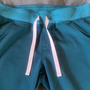 Figs kade cargo scrub pants, no longer selling Caribbean blue with pink string